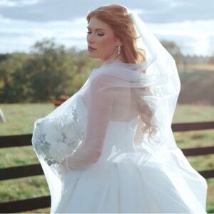 Meet your Posher, Victoria